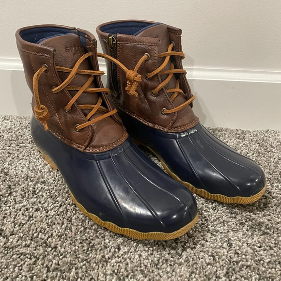 Sperry Shoes - Brand new without box Sperry saltwater duck, boots, girls, or women's size 6